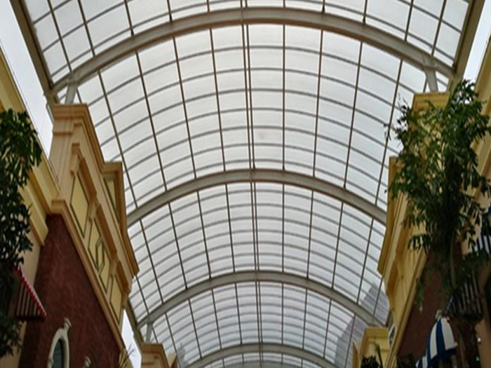 吴忠屋面网架顶棚吊装方案